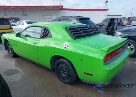 2011 Dodge Challenger Srt8 from USA, damaged, VIN 2B3CJ7DJ4BH549223